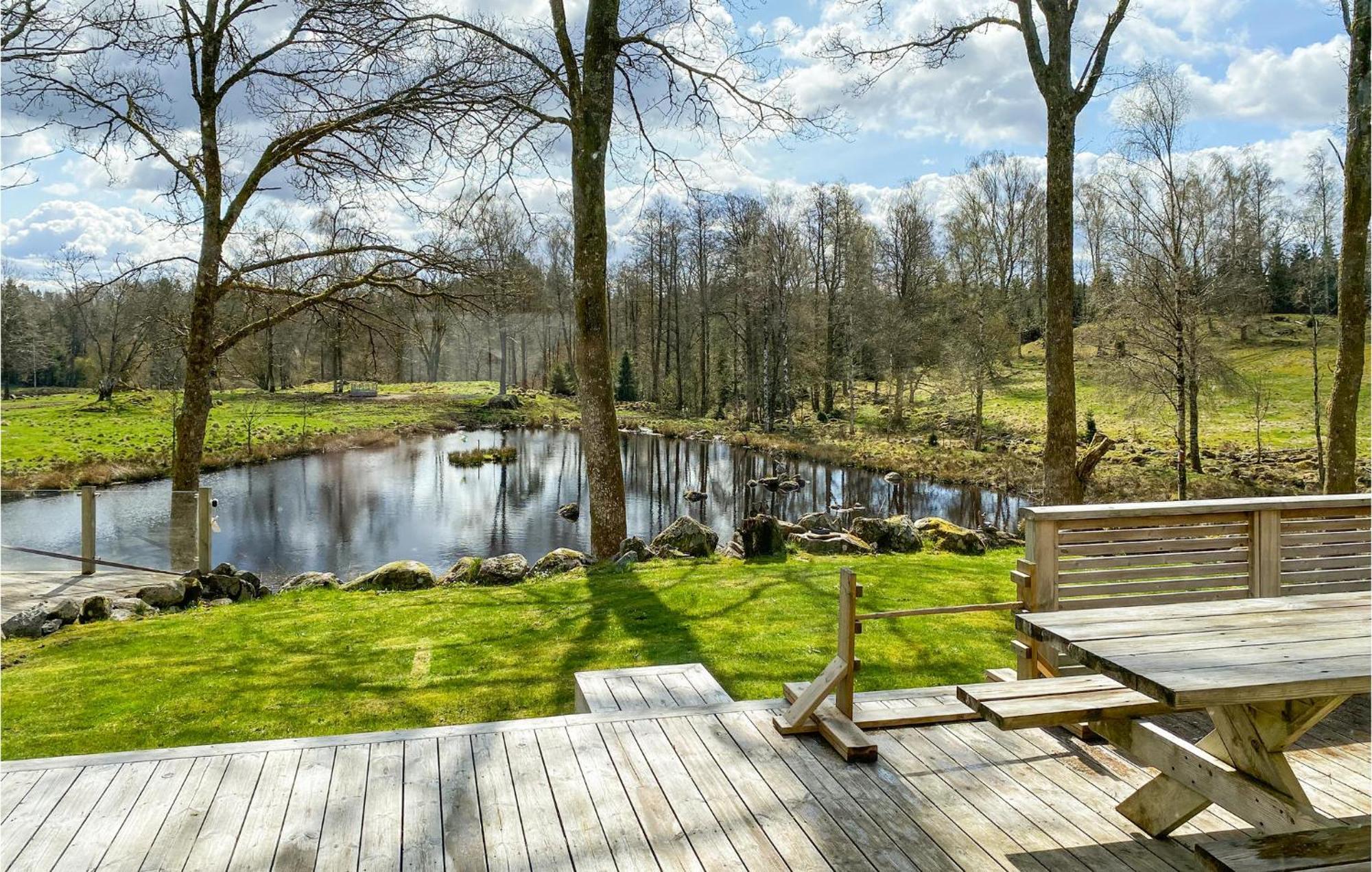 Awesome Home In Aetran With Lake View Atran Kültér fotó